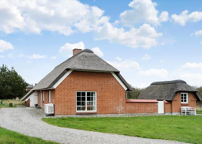 20723-ulfborg-sortebaervej-1 Tatil Evi